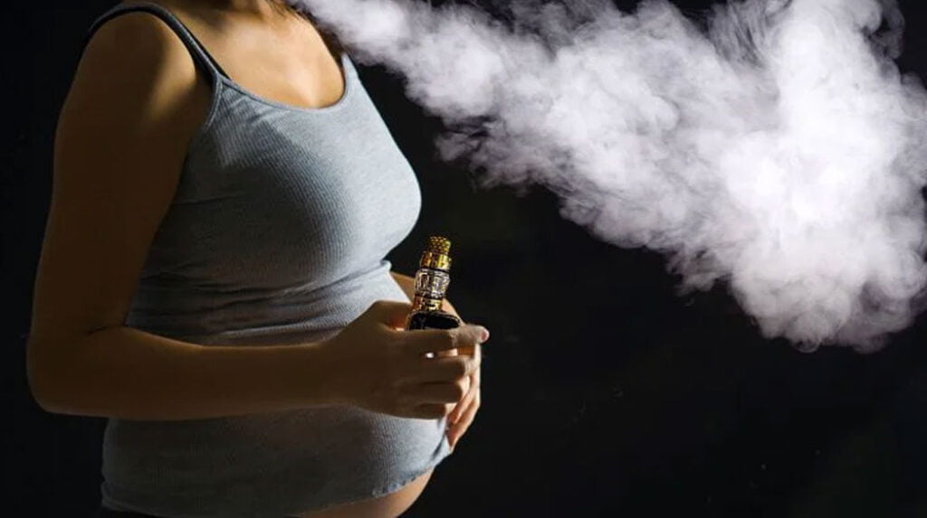 Smoking e-cigarettes during pregnancy