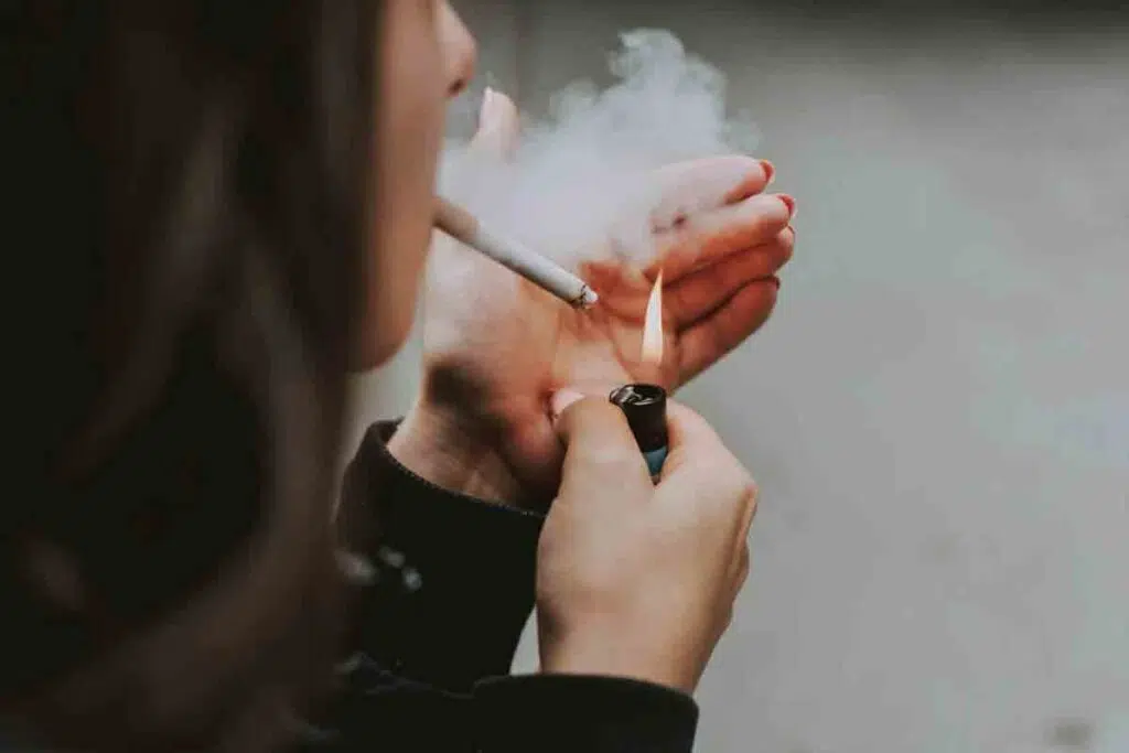 Smoking cigarettes