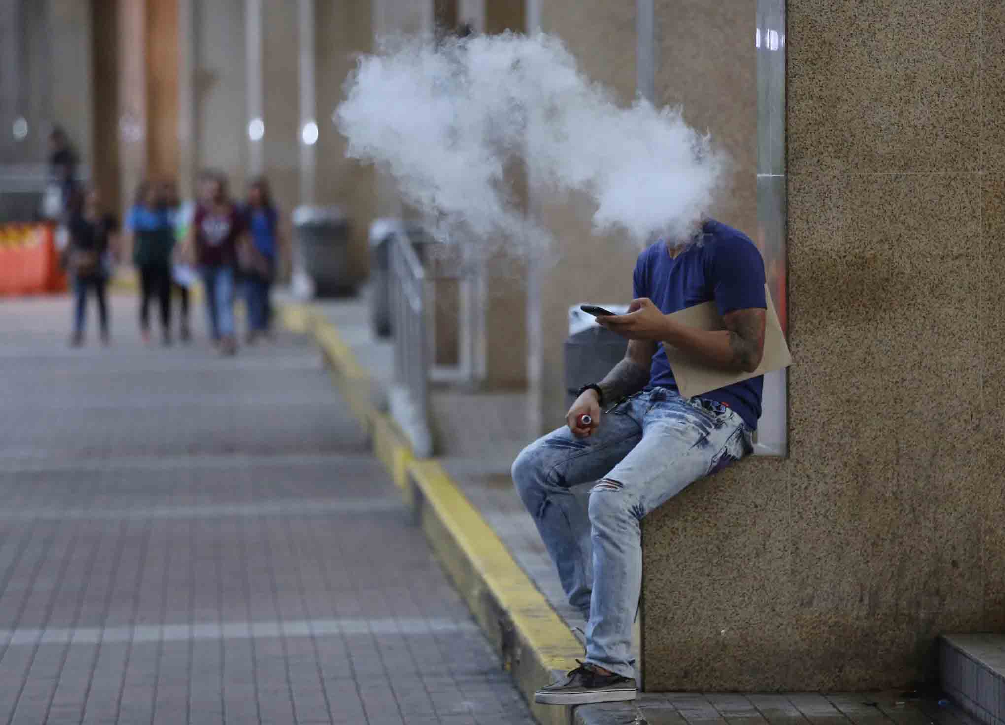 France to Expand Smoking Ban to More Public Areas by 2025
