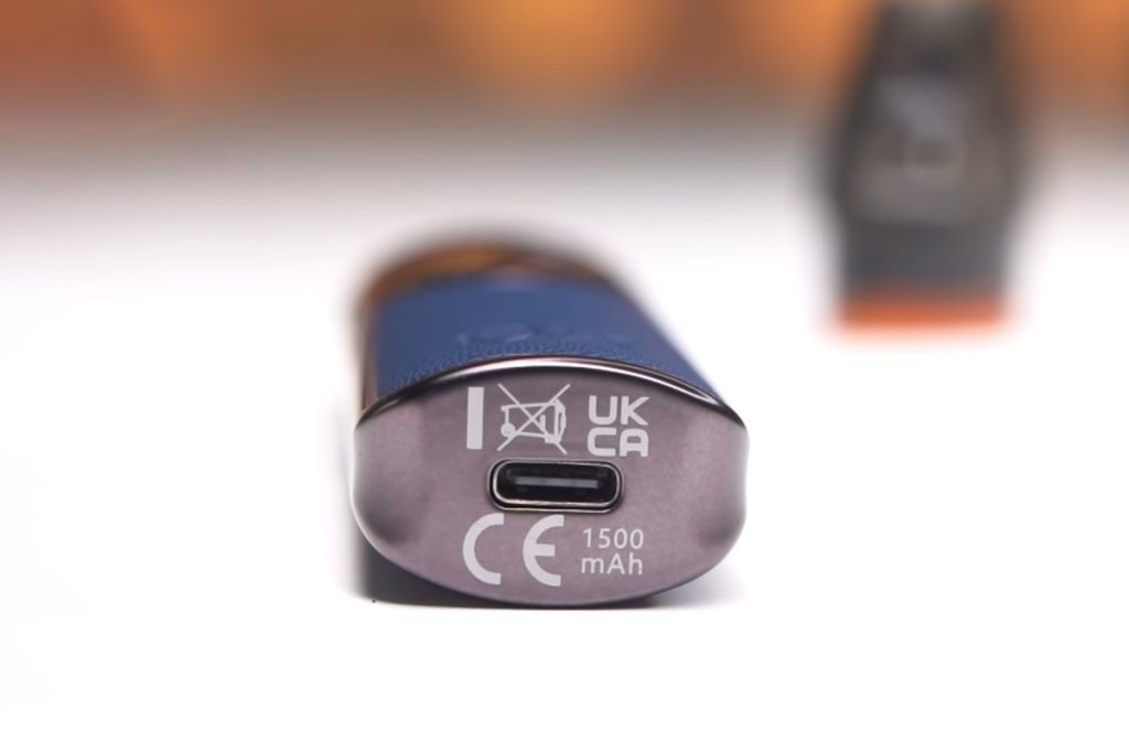 OXVA NeXLIM bottom charging port