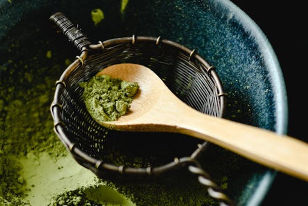 Sprinkle into oatmeal or plant-based bowls