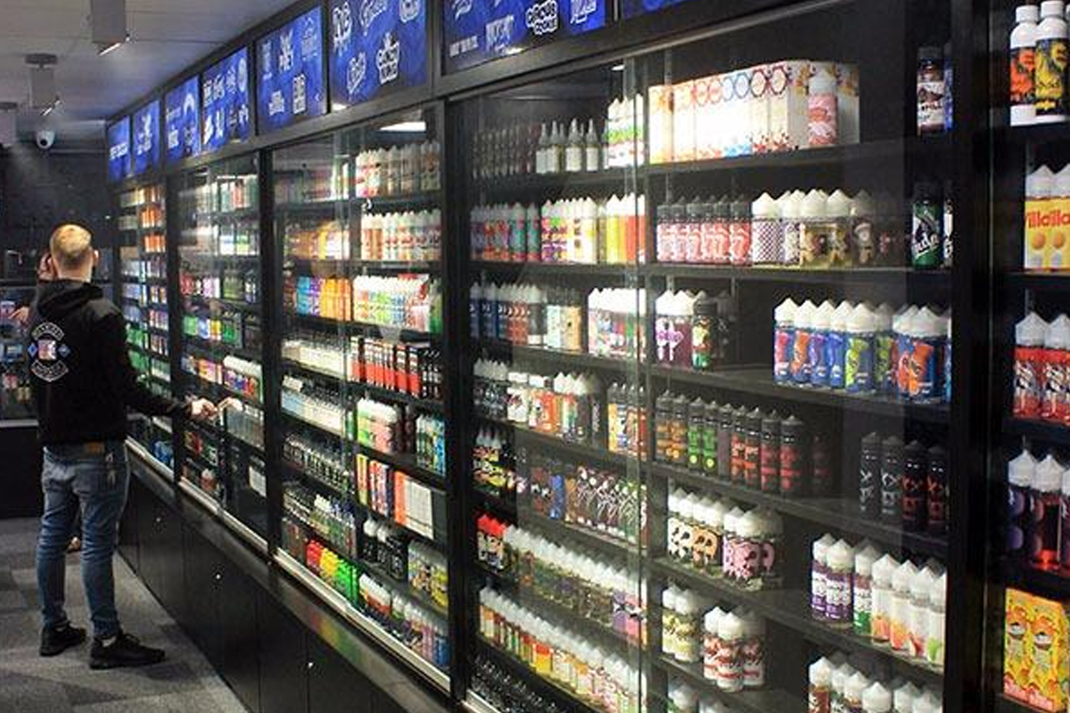 Post-Ban Shift: UK Vapers Embrace Reusables But Face Illicit Markets and Misconceptions