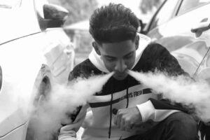 HHS Intensifies Crackdown on Youth Vaping Epidemic with New Guide, Cites Massive Illegal Device Seizure